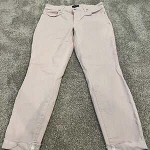 NYDJ Ami skinny ankle jeans size 6. Light pink.